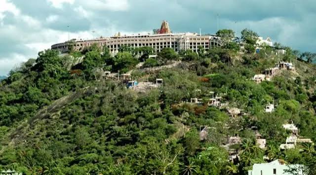 பழனி  கோவில் மடத்திற்கு சொந்தமான 100 கோடி மதிப்புள்ள நில முறைக் கேட்டை கண்டறிய குழு அமைப்பு